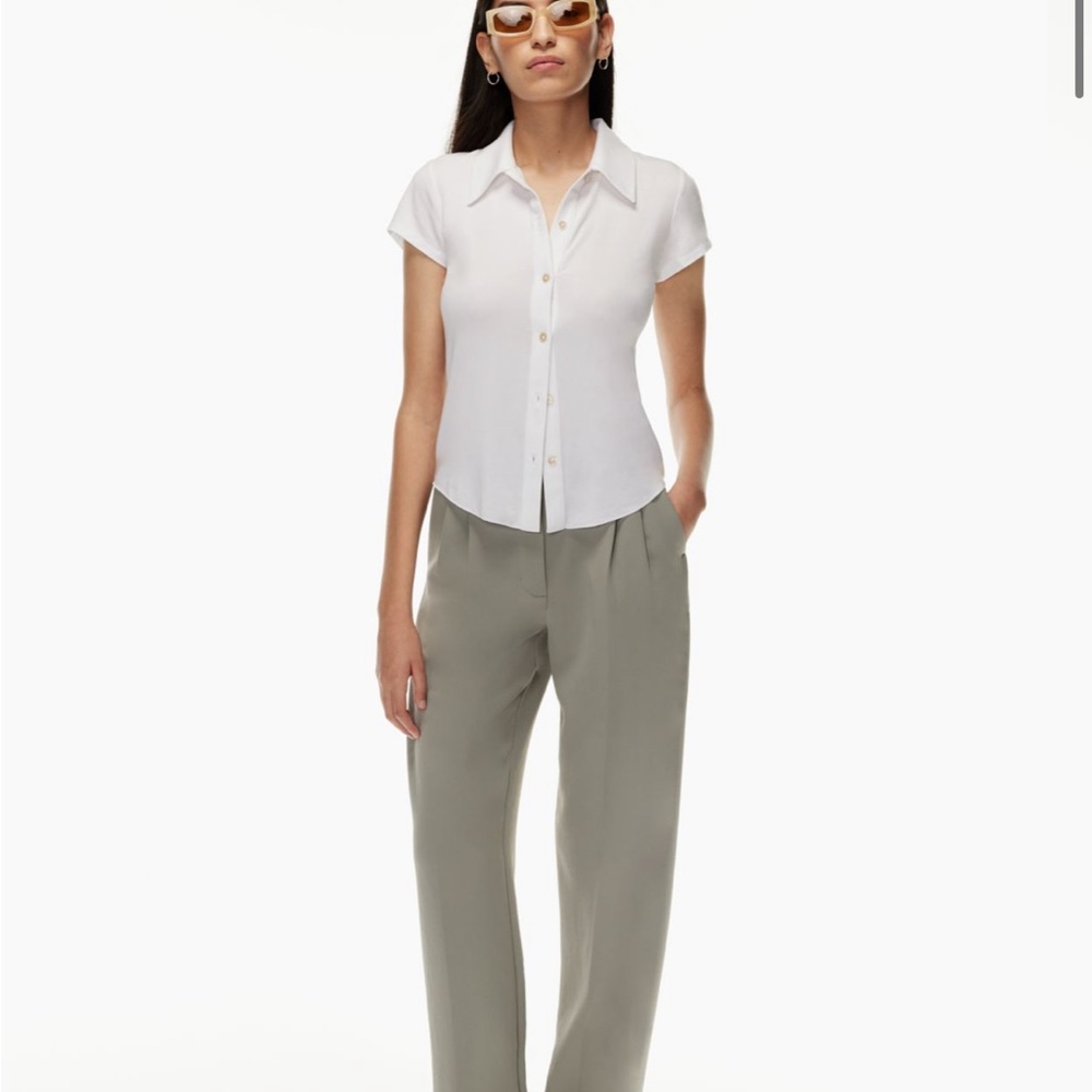 Aritzia Pose Short Sleeve Top